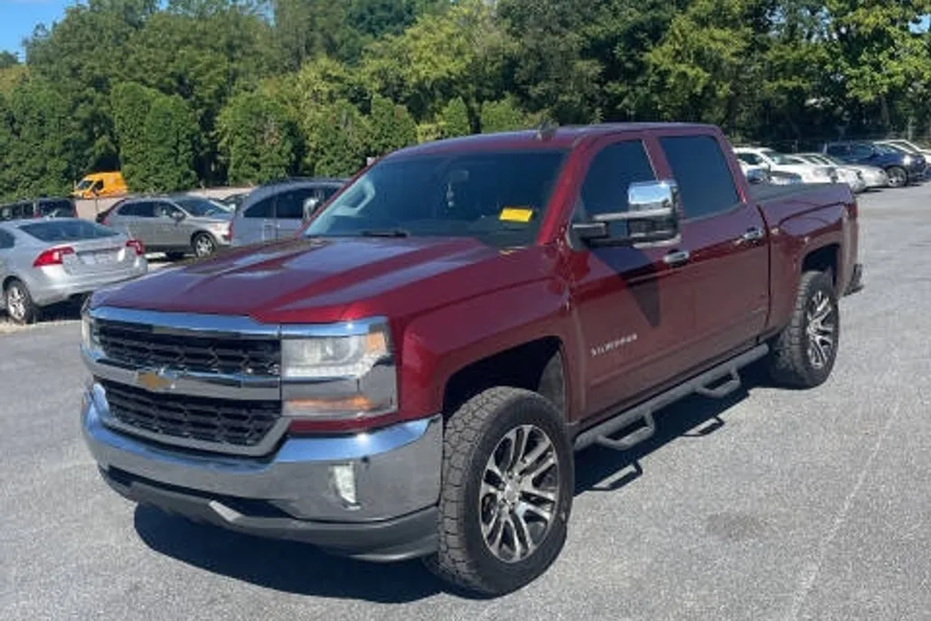 2016 Chevrolet Silverado 1500 LT photo 1