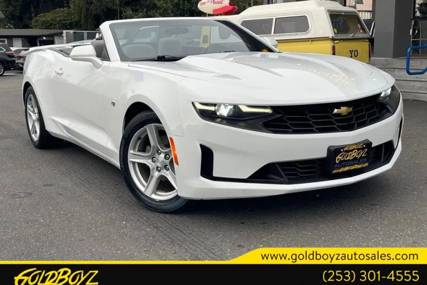 2022 Chevrolet Camaro 1LT photo 1