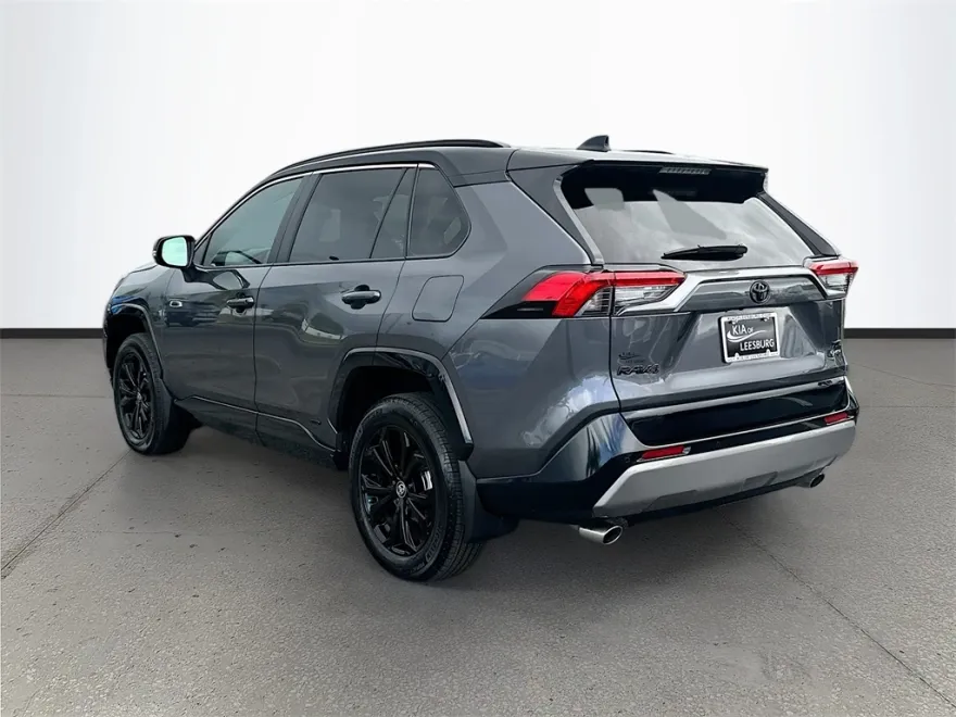 2025 Toyota RAV4 Hybrid XSE photo 1