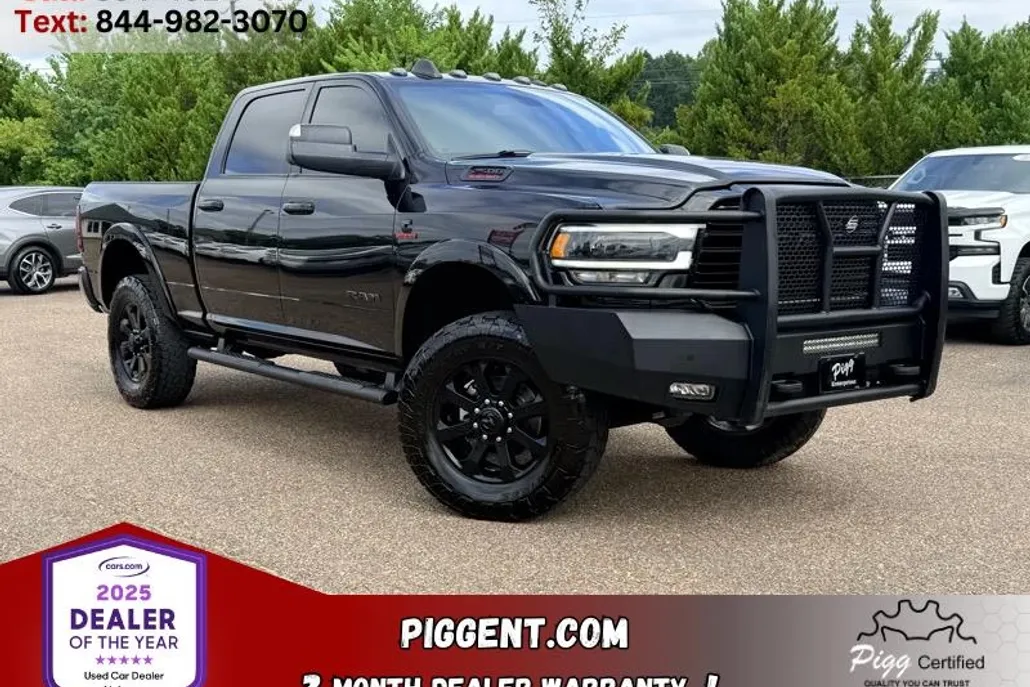 2022 Ram 2500 Laramie photo 1