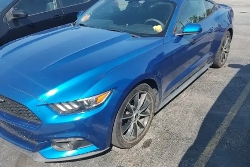 2017 Ford Mustang EcoBoost Premium photo 1