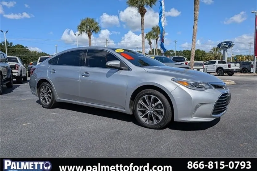 2016 Toyota Avalon Base photo 1