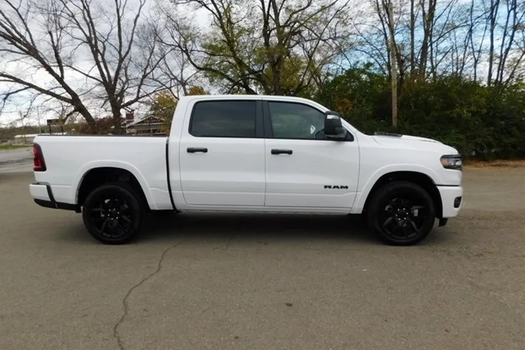 2025 Ram 1500 Laramie photo 1