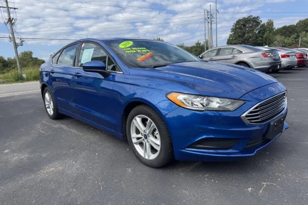 2018 Ford Fusion SE photo 1
