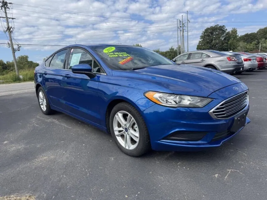 2018 Ford Fusion SE photo 1