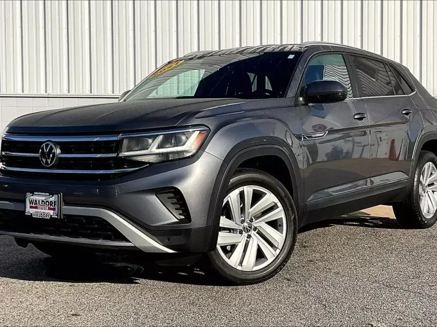 2022 Volkswagen Atlas Cross Sport SE Technology photo 1