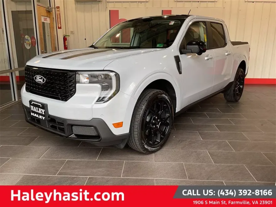 2025 Ford Maverick Lariat photo 1