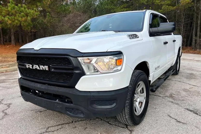 2019 Ram 1500 Tradesman photo 1
