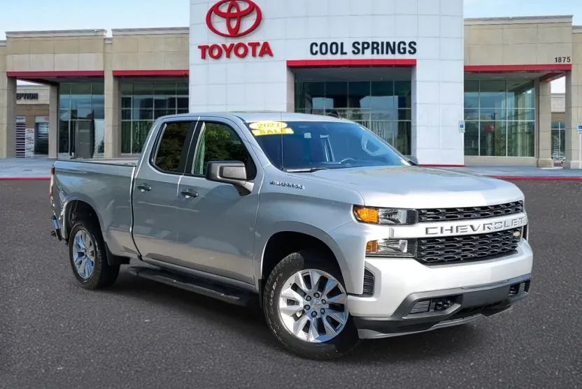 2021 Chevrolet Silverado 1500 Custom photo 1
