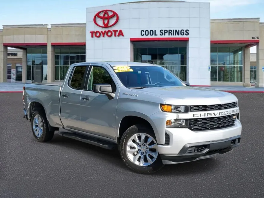 2021 Chevrolet Silverado 1500 Custom photo 1