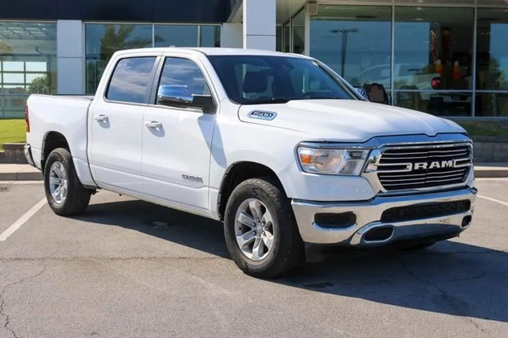 2024 Ram 1500 Laramie photo 1