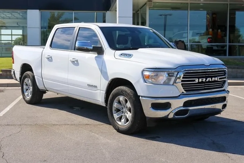 2024 Ram 1500 Laramie photo 1