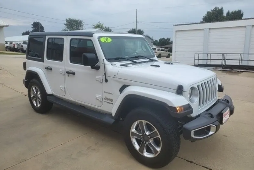 2020 Jeep Wrangler Unlimited Sahara photo 1