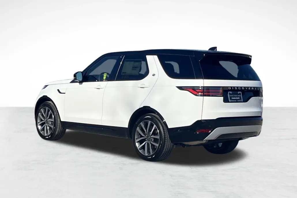 2025 Land Rover Discovery Metropolitan Edition photo 1