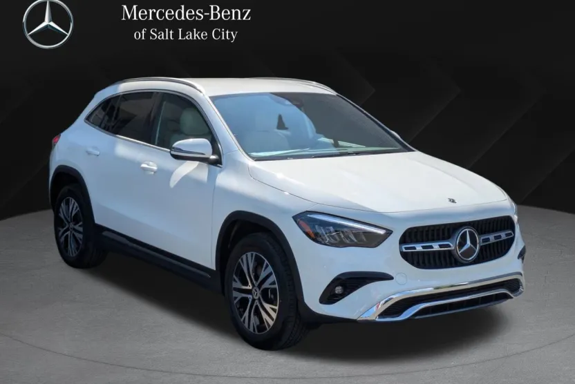 2026 Mercedes Benz GLA 250 4MATIC photo 1