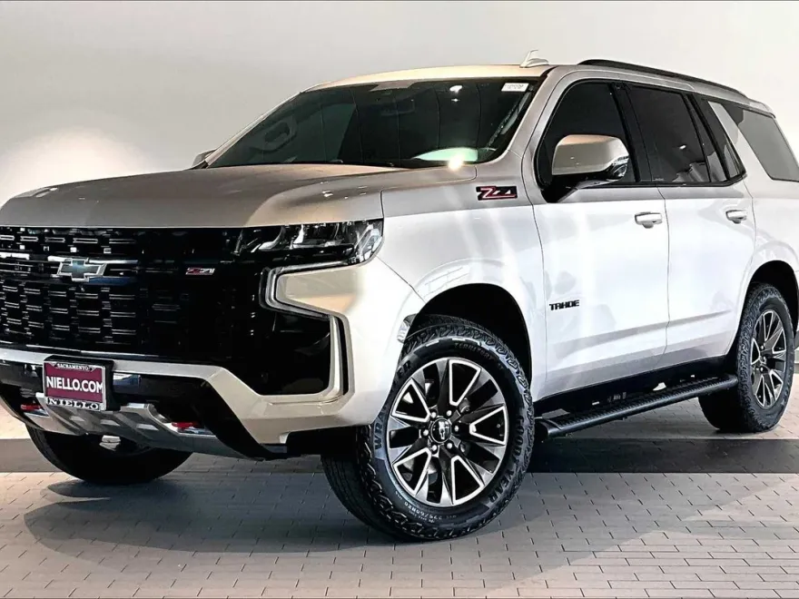 2024 Chevrolet Tahoe Z71 photo 1