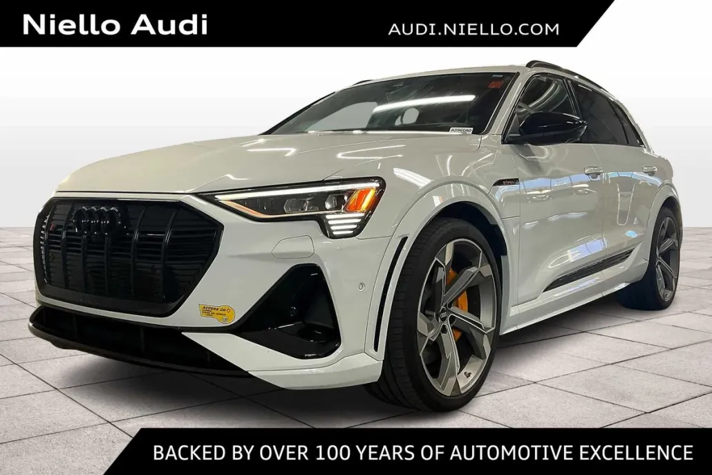 2022 Audi e-tron Prestige photo 1