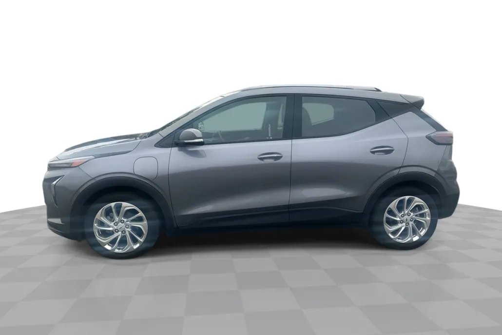 2023 Chevrolet Bolt EUV photo 1