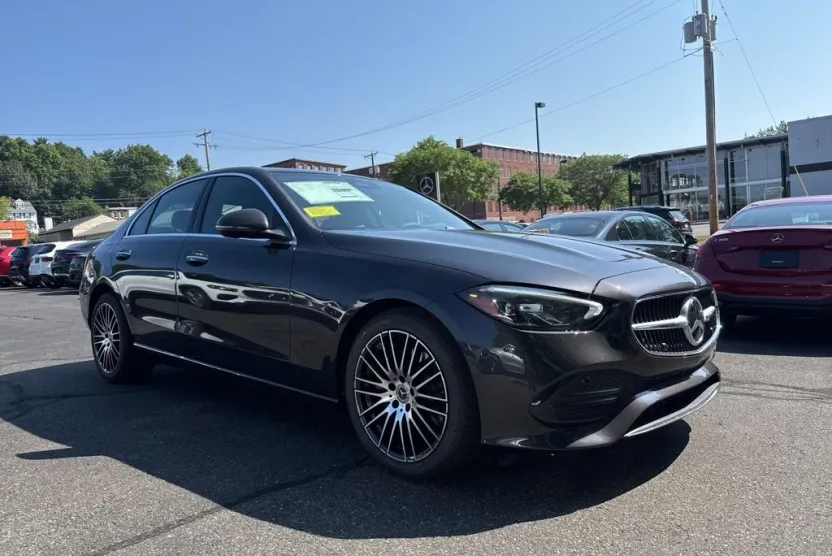 2025 Mercedes Benz C 300 4MATIC photo 1