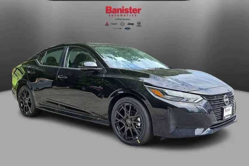2025 Nissan Sentra SR photo 1