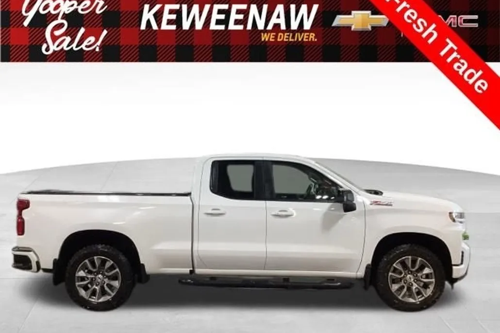 2021 Chevrolet Silverado RST photo 1