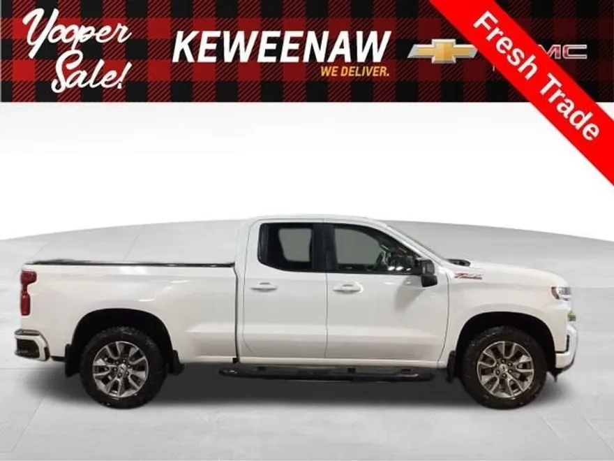 2021 Chevrolet Silverado RST photo 1