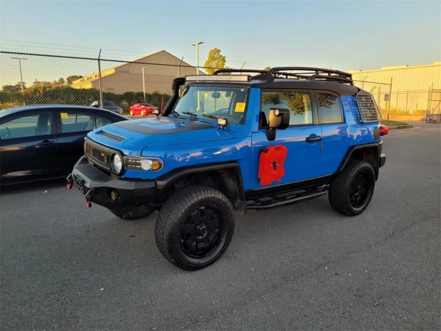 2007 Toyota FJ Cruiser Base photo 1