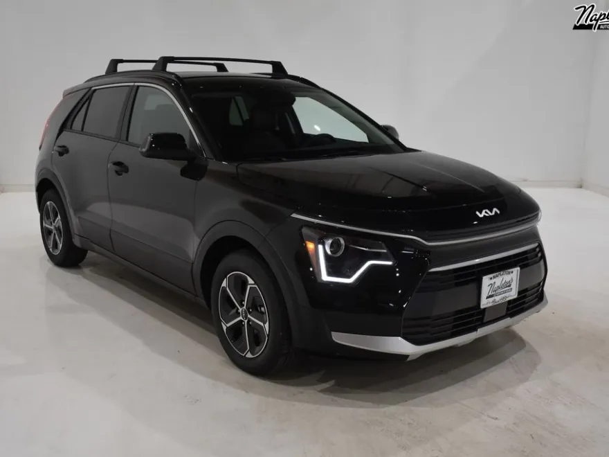 2025 Kia Niro EX photo 1