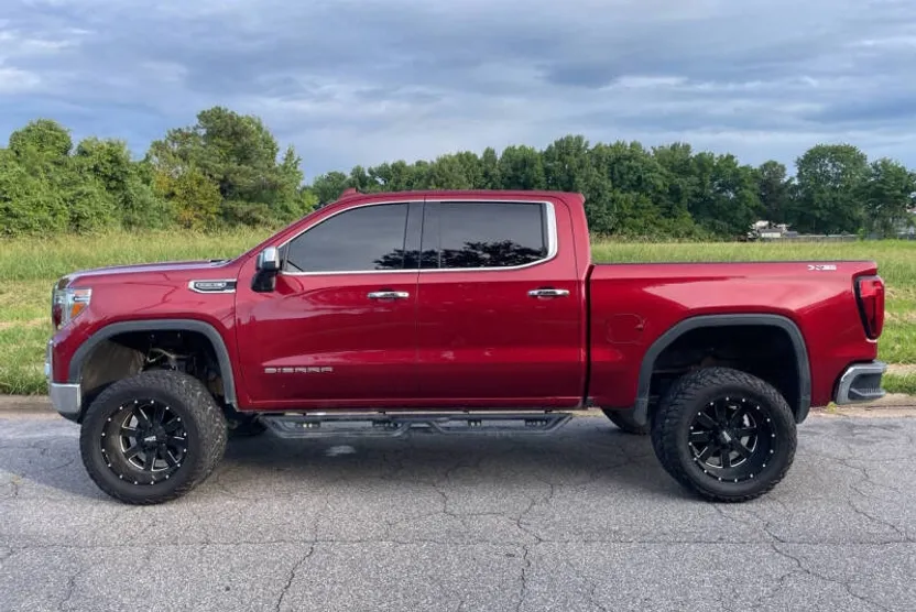 2019 Gmc Sierra 1500 SLT photo 1