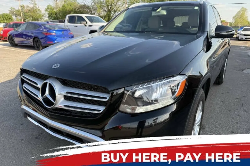 2018 Mercedes Benz GLC 300 photo 1