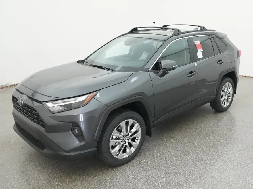 2025 Toyota RAV4 XLE Premium photo 1