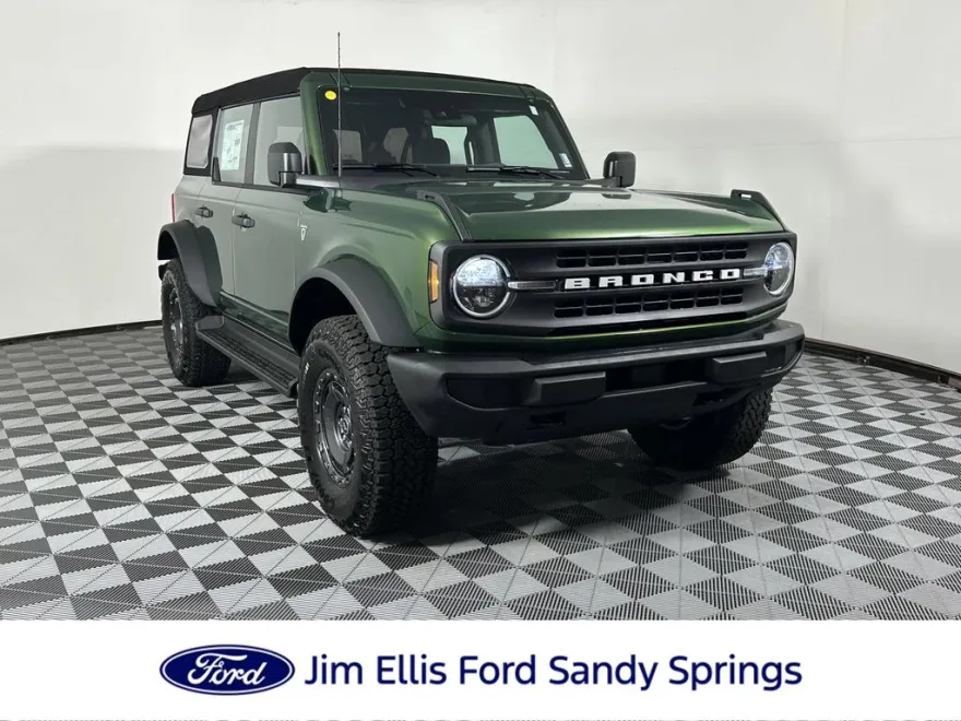 2025 Ford Bronco Base photo 1