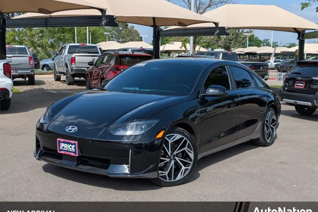 2024 Hyundai Ioniq 6 SEL photo 1