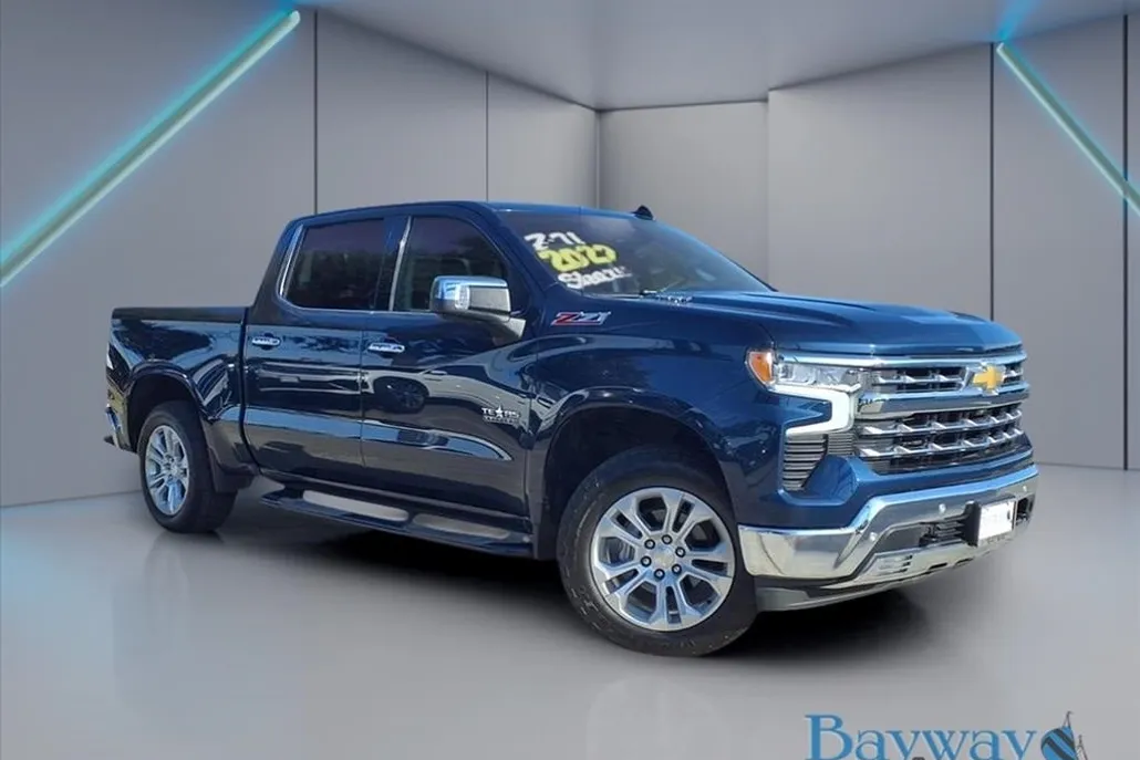2022 Chevrolet Silverado 1500 LTZ photo 1