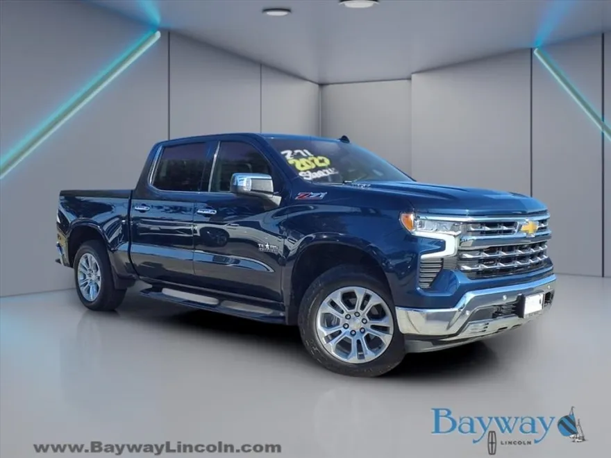 2022 Chevrolet Silverado 1500 LTZ photo 1