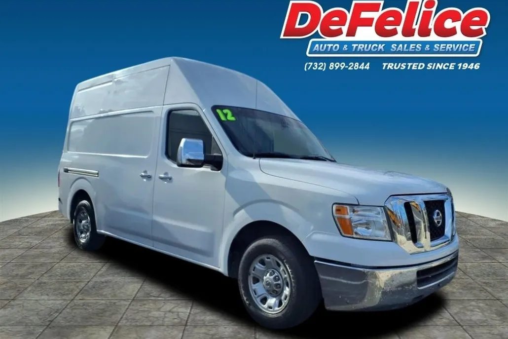 2012 Nissan NV2500 HD SV photo 1