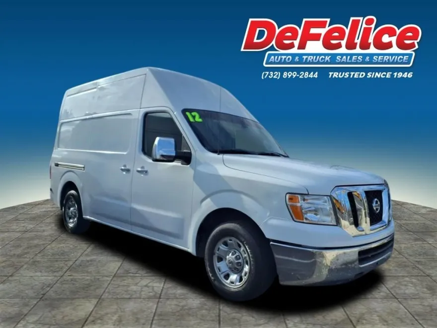 2012 Nissan NV2500 HD SV photo 1