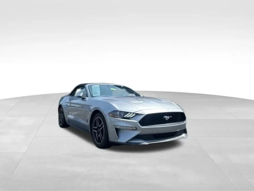2022 Ford Mustang EcoBoost Premium photo 1