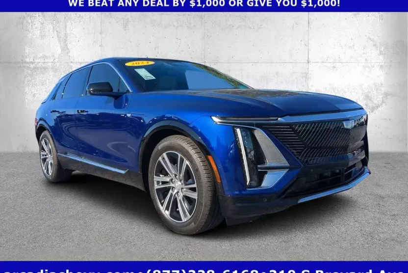 2024 Cadillac Lyriq Luxury photo 1