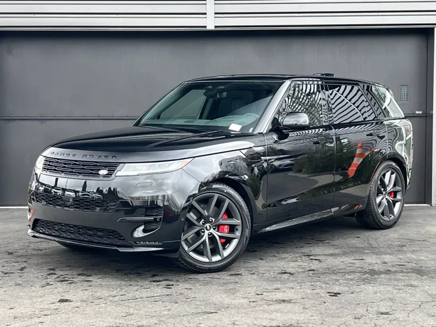 2025 Land Rover Range Rover Sport SE photo 1