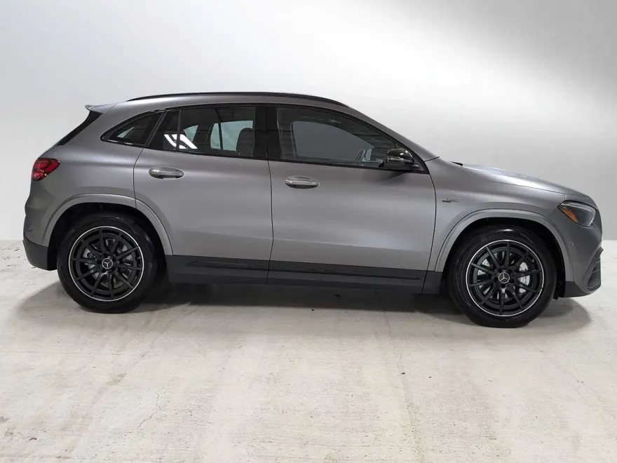 2025 Mercedes Benz GLA AMG 35 photo 1