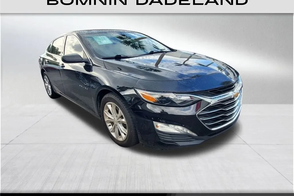 2021 Chevrolet Malibu 1LT photo 1