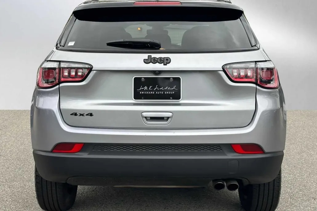 2020 Jeep Compass Altitude photo 1