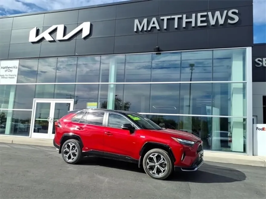 2022 Toyota RAV4 Prime XSE photo 1