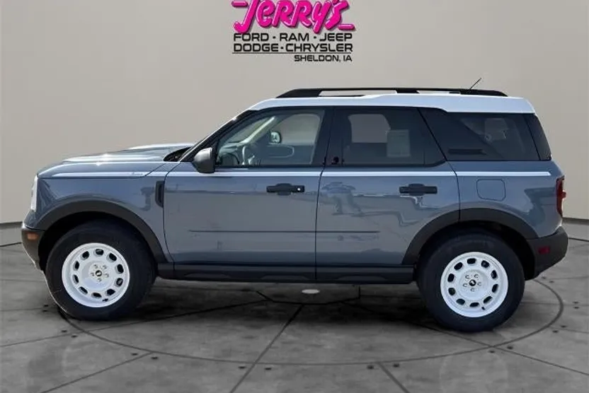 2025 Ford Bronco Sport Heritage photo 1
