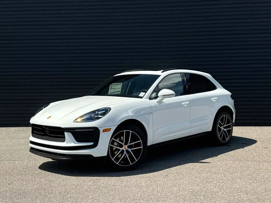2025 Porsche Macan S photo 1