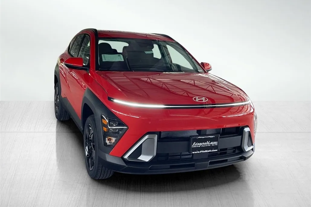 2025 Hyundai Kona SEL photo 1