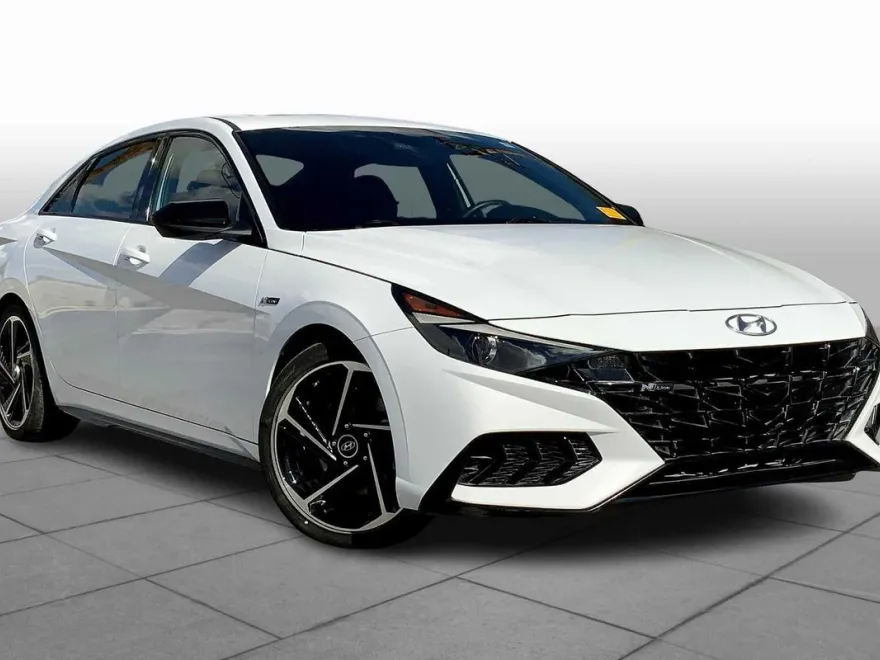 2023 Hyundai Elantra N Line photo 1