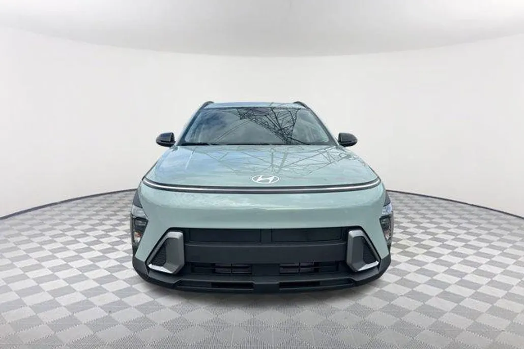 2026 Hyundai Kona SEL photo 1