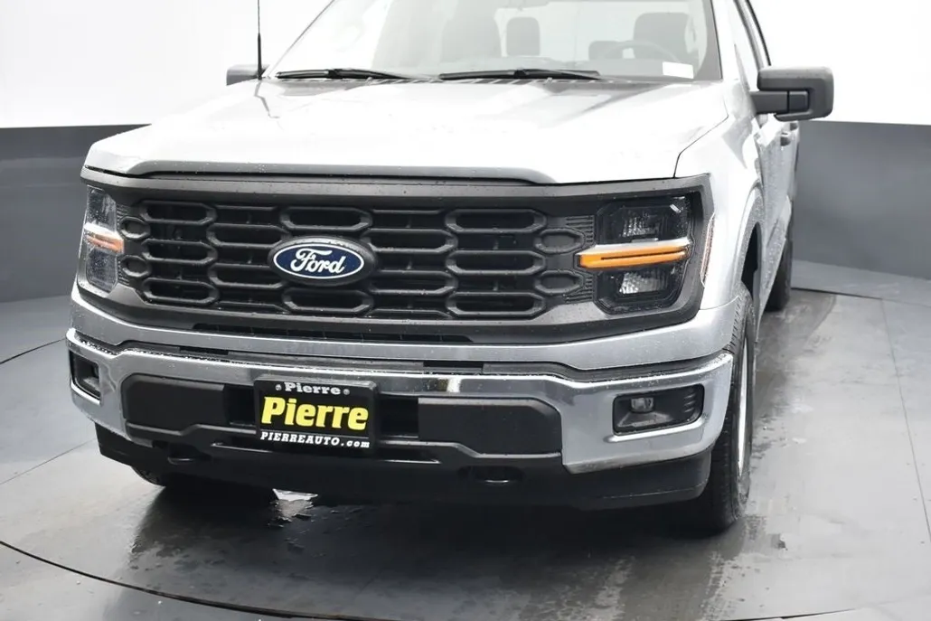 2025 Ford F-150 XL photo 1